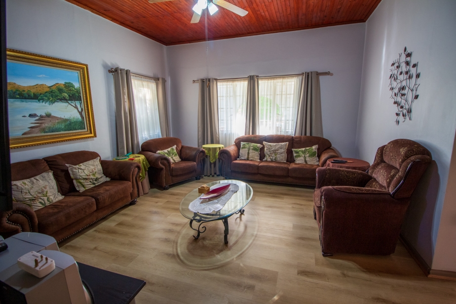 5 Bedroom Property for Sale in Middelpos Northern Cape